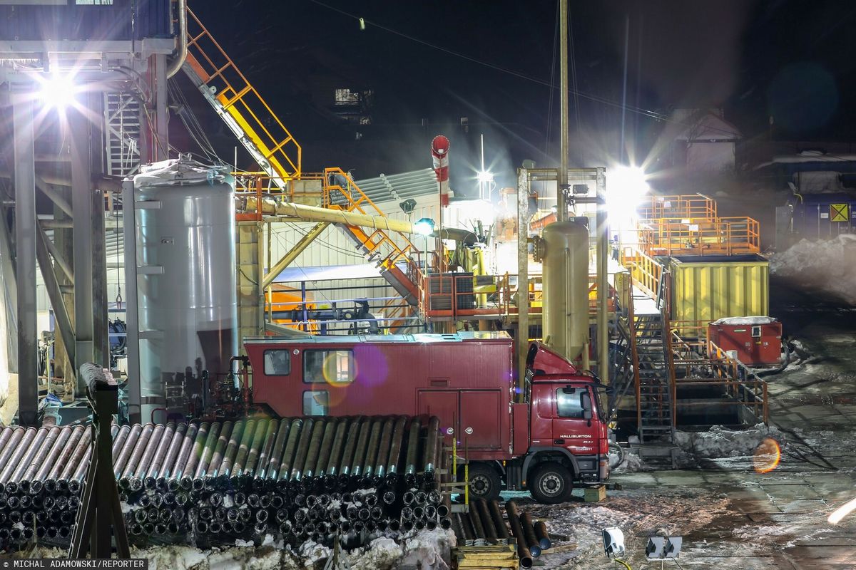 Oprócz wykonania odwiertu na głębokość 7 km, wykonawca będzie miał także za zadanie przeprowadzić badania hydrogeologiczne 