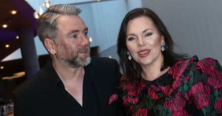 Aleksandra Kwaśniewska w mini z bufiastymi rękawami olśniewa u boku Kuby Badacha (ZDJĘCIA)