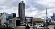 Warszawa: Znika słynny wieżowiec. Stał tylko przez 30 lat