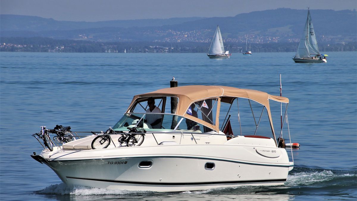 Co trzeba zrobić aby prowadzić motorówkę?