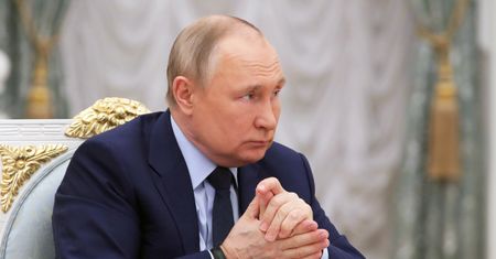 Putin mówi "normalizacji" życia w Donbasie
