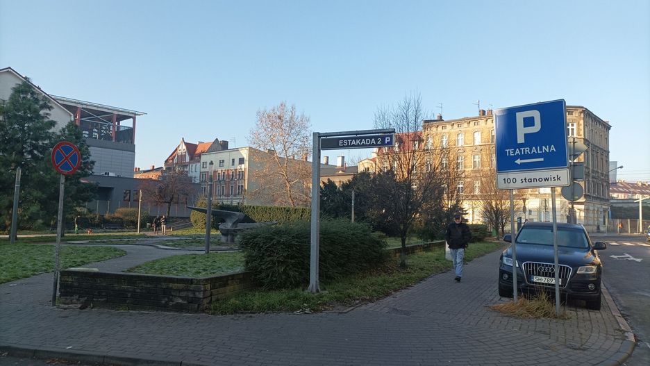 Skwer Teatralny w Chorzowie