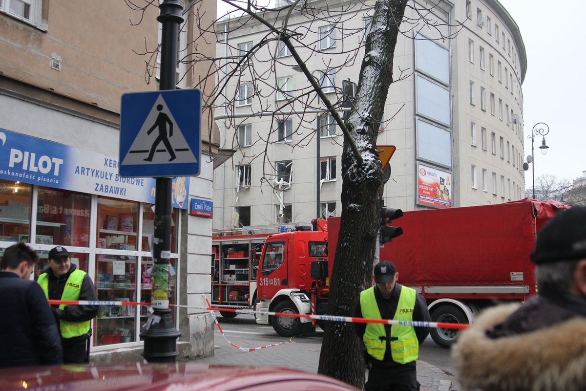 Biegły w sprawie kamienicy: Przy Noakowskiego wybuchł gaz z butli