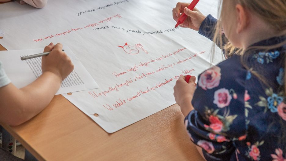 Warszawa przeznaczy nagrodę na wsparcie dla uczniów