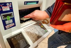 Oszustwa bankowe w całej Polsce. Klienci jednego banku tracą pieniądze