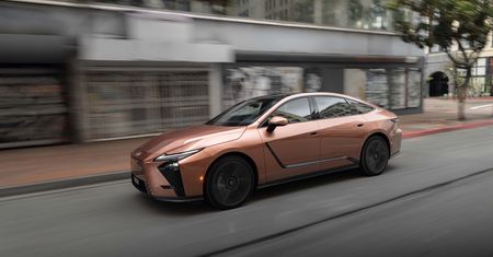 Cała gama fabrycznych programów gwarancyjnych - ile lat spokoju zapewnia Lexus?