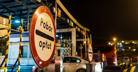 Ważna zmiana dla kierowców. e-TOLL wypiera viaTOLL