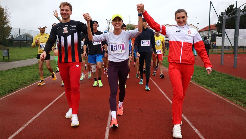 Zawodnicy rywalizowali na dystansach 10 i 5 kilometrów, a imprezę wsparły znane postacie sportu.
