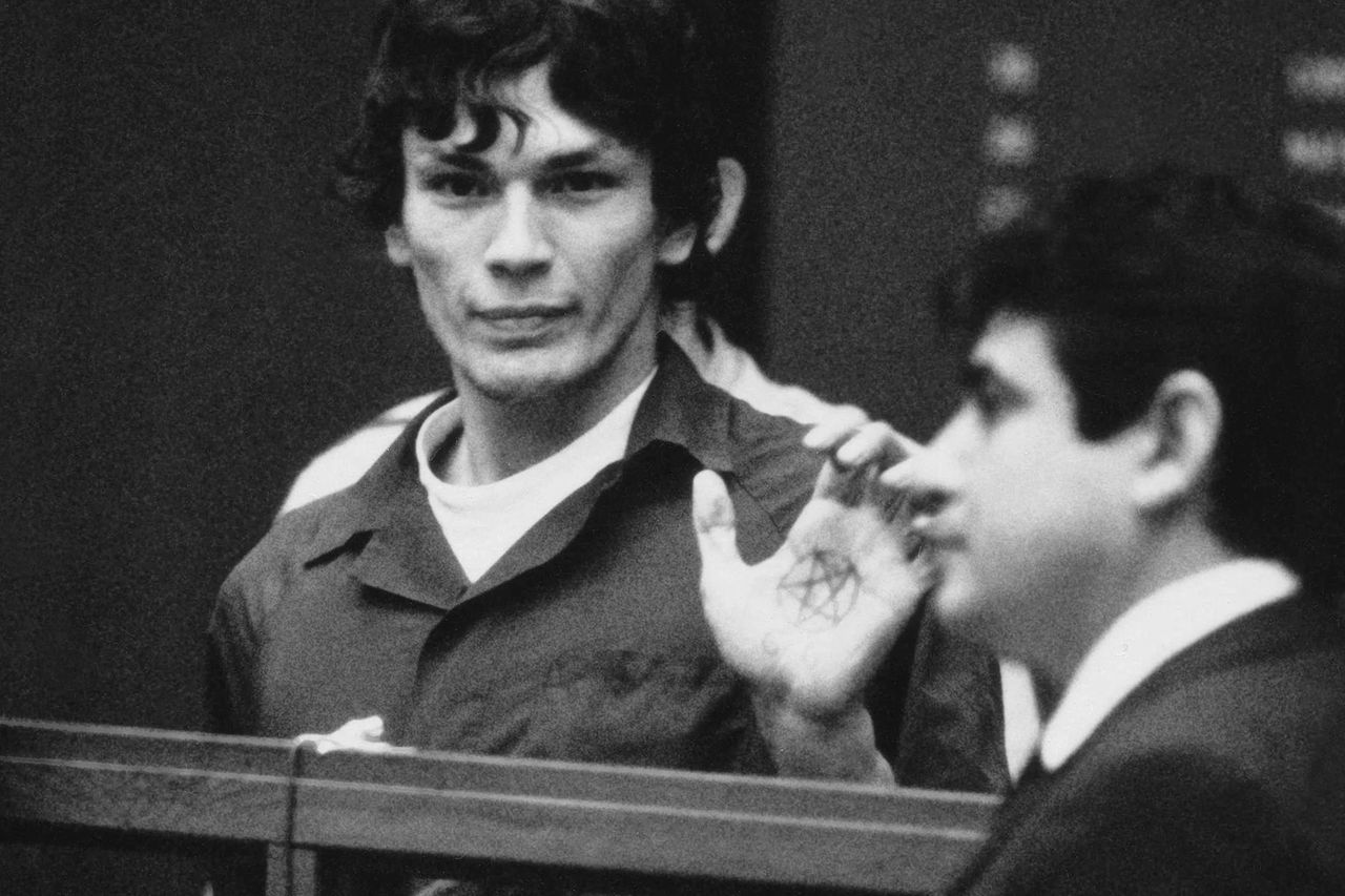 Richard Ramirez podczas rozprawy sądowej