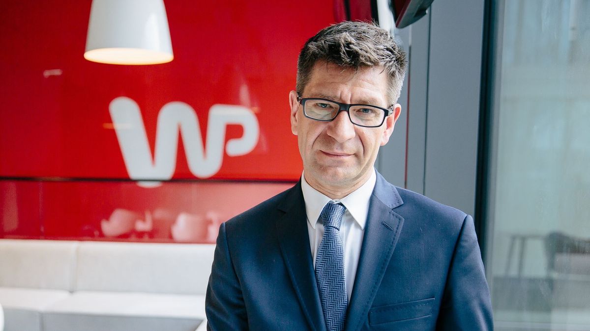 Marek Kacprzak, prowadzący program "Tłit"