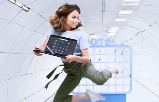 Maja Kuczyńska w globalnym spocie laptopa Pixelbook Go od Google (wideo)