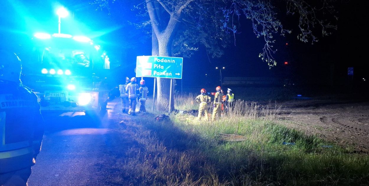 Śmiertelny wypadek na DK11 w Podaninie. Nie żyje 54-letni mężczyzna