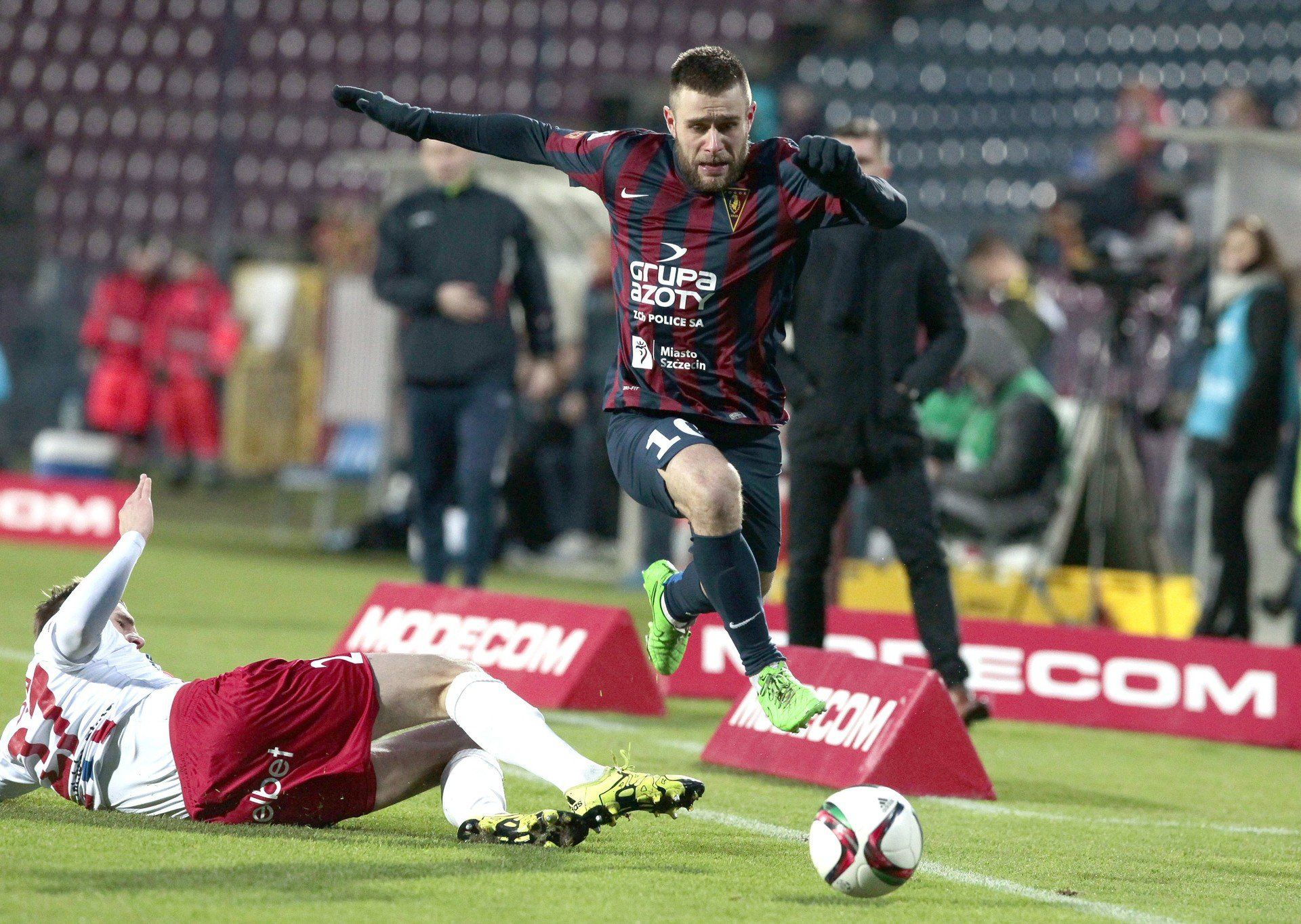 Patryk Małecki w spotkaniach Pogoni Szczecin.