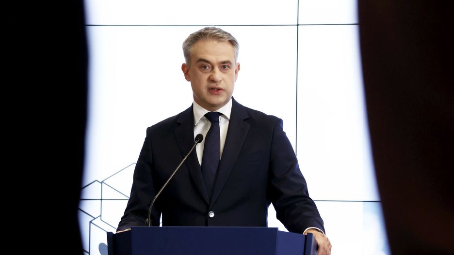 Rusza program Kluby Rozwoju Cyfrowego
Fot. Anita Walczewska/East News, Warszawa, 24.06.2024. Konferencja prasowa wicepremiera i ministra cyfryzacji Krzysztofa Gawkowskiego (n/z), wiceministra funduszy i polityki regionalnej Konrada Wojnarowskiego oraz zastepcy dyrektora Centrum Projektow Polska Cyfrowa Agnieszki Krauzowicz, w siedzibie Ministerstwa Cyfryzacji, nt. programu: Kluby Rozwoju Cyfrowego.
Anita Walczewska