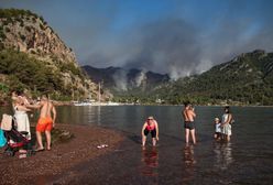 Dramat w Turcji. Rośnie liczba ofiar. Płoną zwierzęta. Turyści ewakuowani