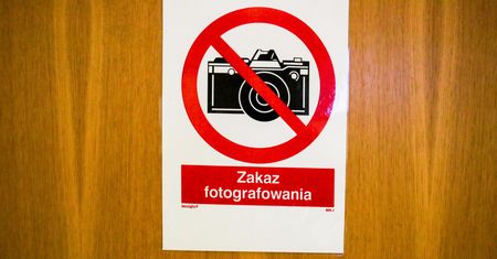 Zakaz fotografowania niekonstytucyjny? RPO dostaje skargi. Prosi o zmiany