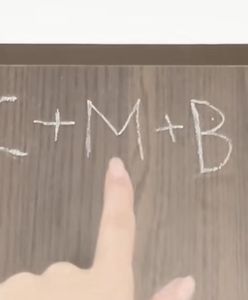 Czy napis na drzwiach "K+M+B" jest prawidłowy? Nie wszyscy znają odpowiedź