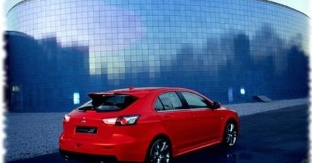 Genewa: Mitsubishi Lancer Prototype-S(sssie)