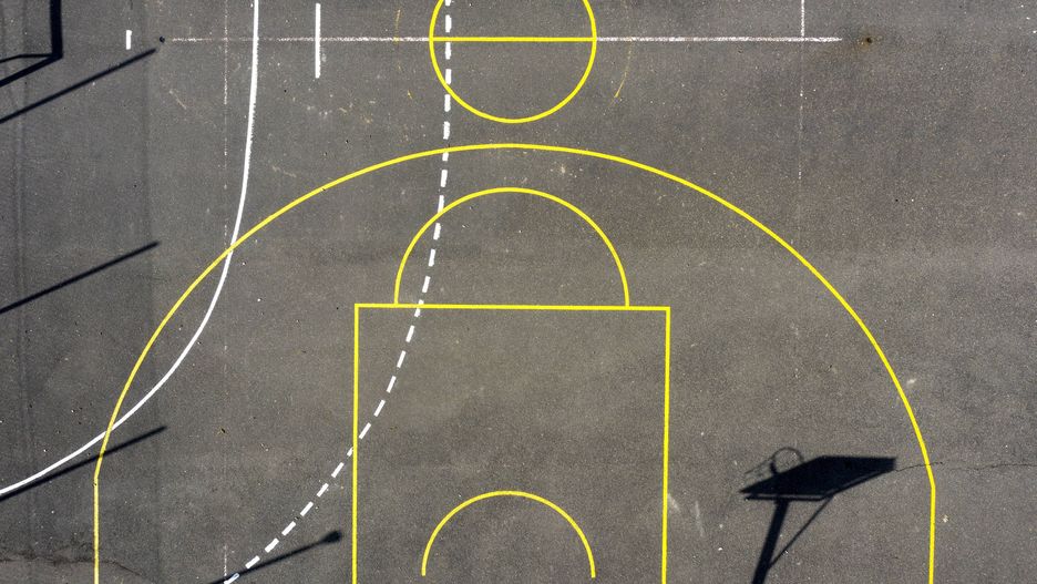 Chłopiec został zaatakowany na boisku szkolnym