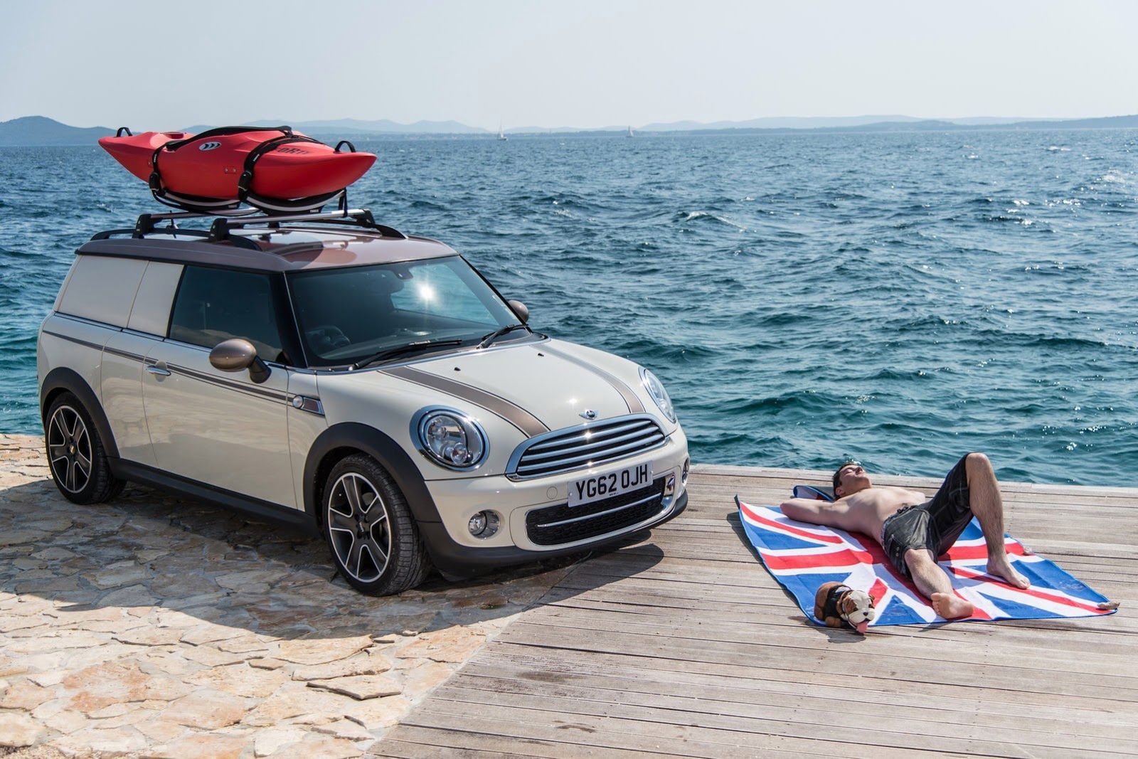 MINI prezentuje koncepcyjne auta na wakacje [galeria] 40