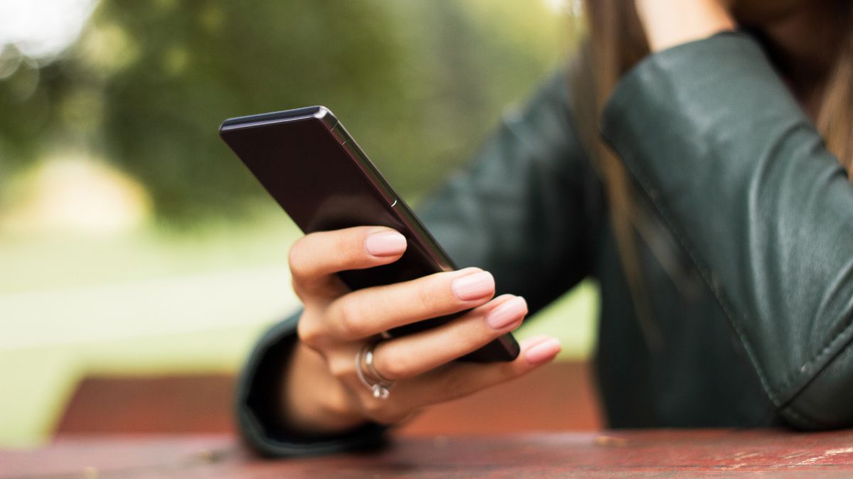 Przestępcy coraz częściej podszywają się pod banki