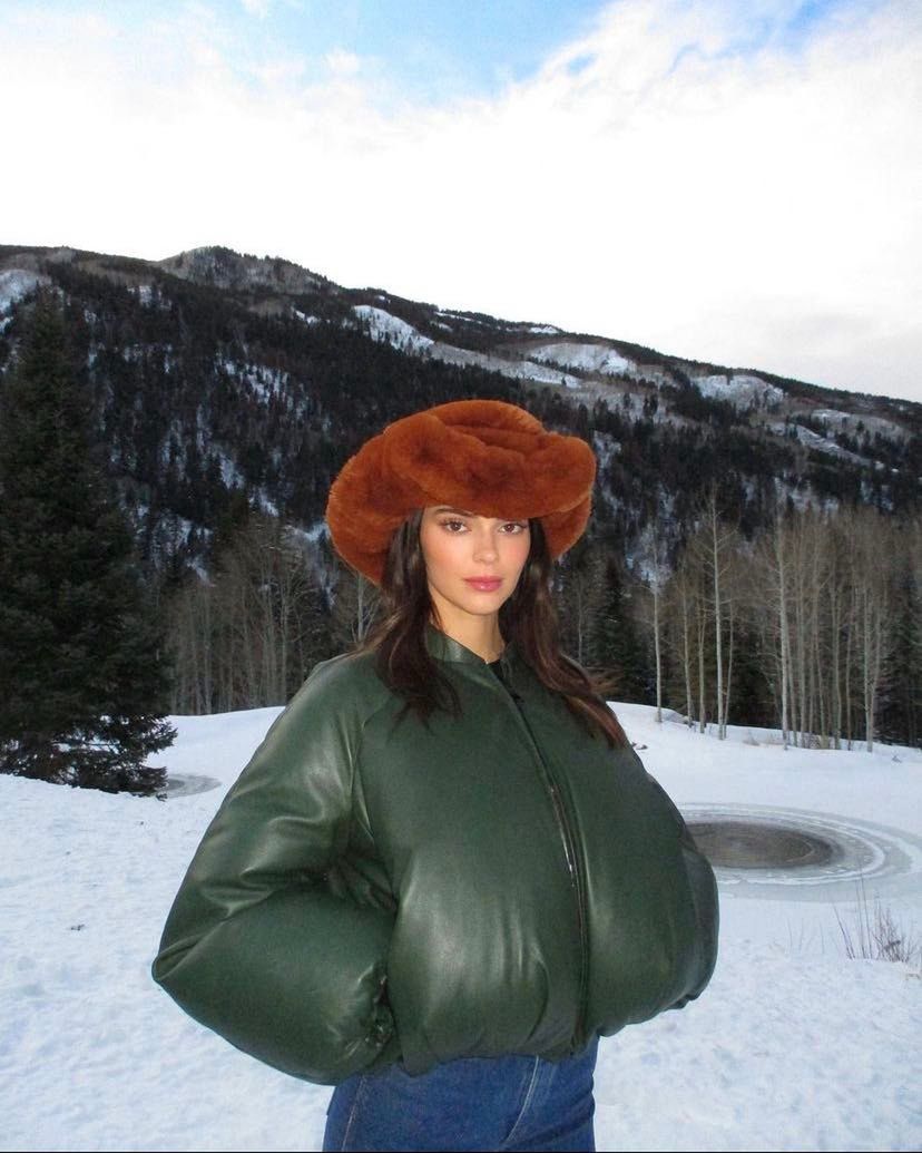 Kendall Jenner chwali się stylówką