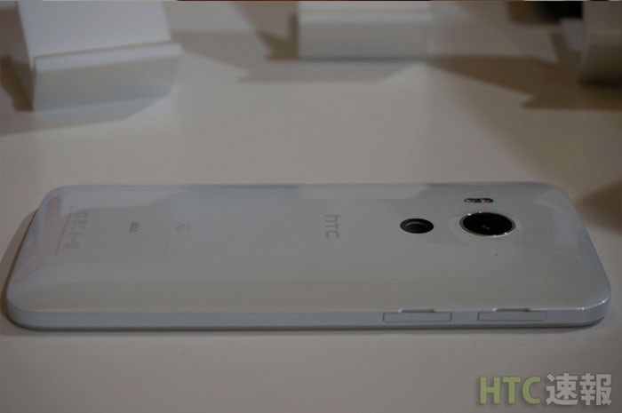 Potężny HTC J Butterfly oficjalnie. Który to już topowy smartfon HTC w tym roku? 12