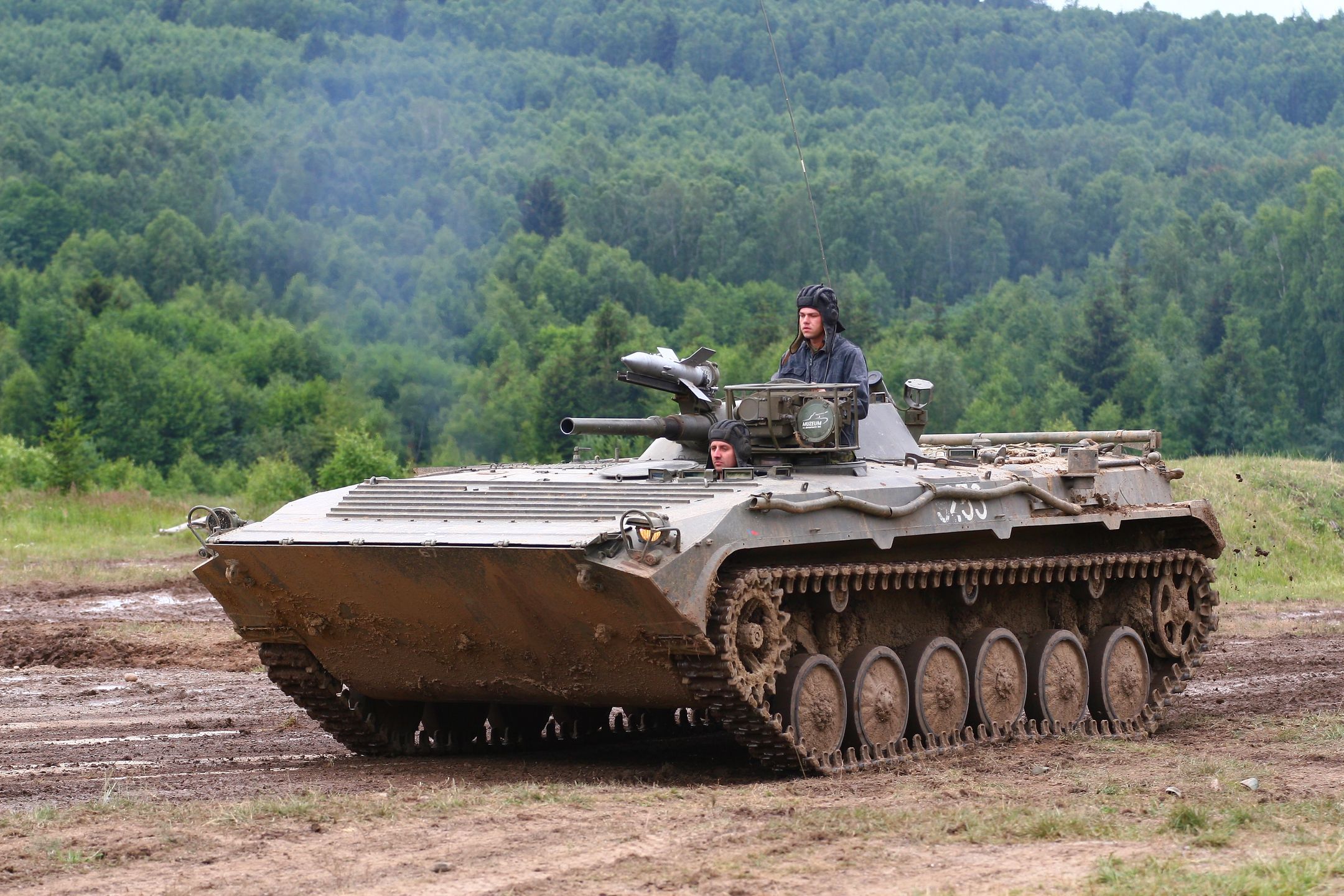 Opracowany w Czechosłowacji BPzV. Pojazdy te służą w Polsce pod nazwą BWR-1S