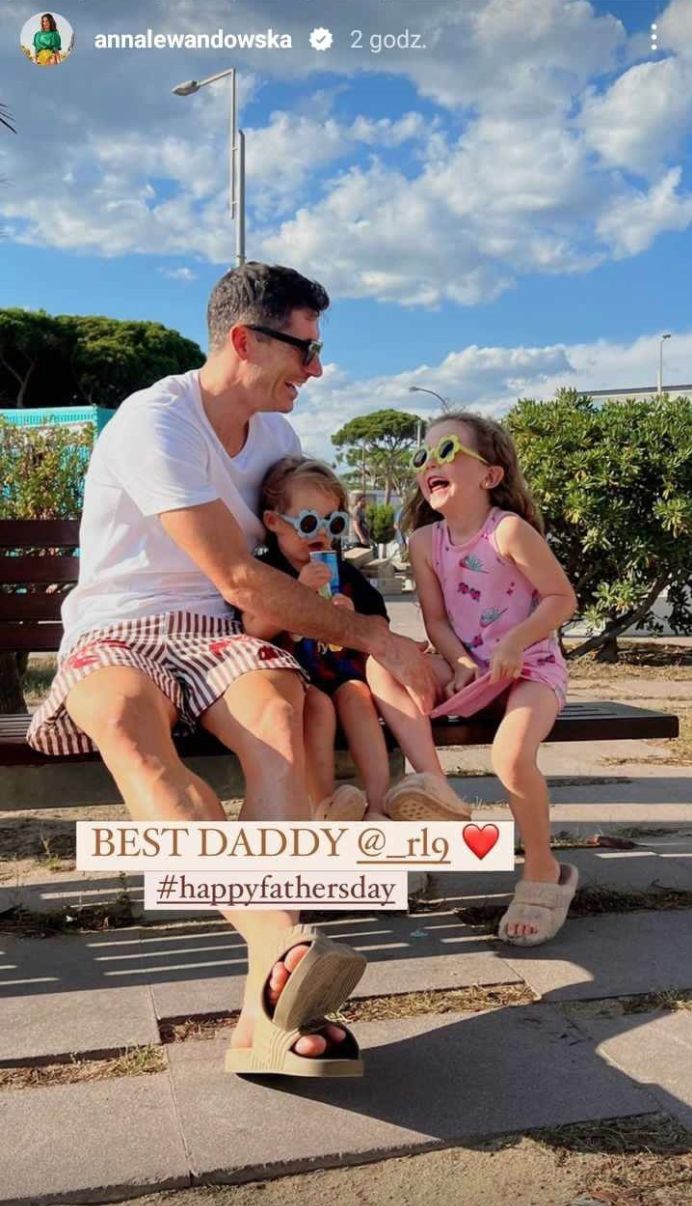 Robert Lewandowski z córkami