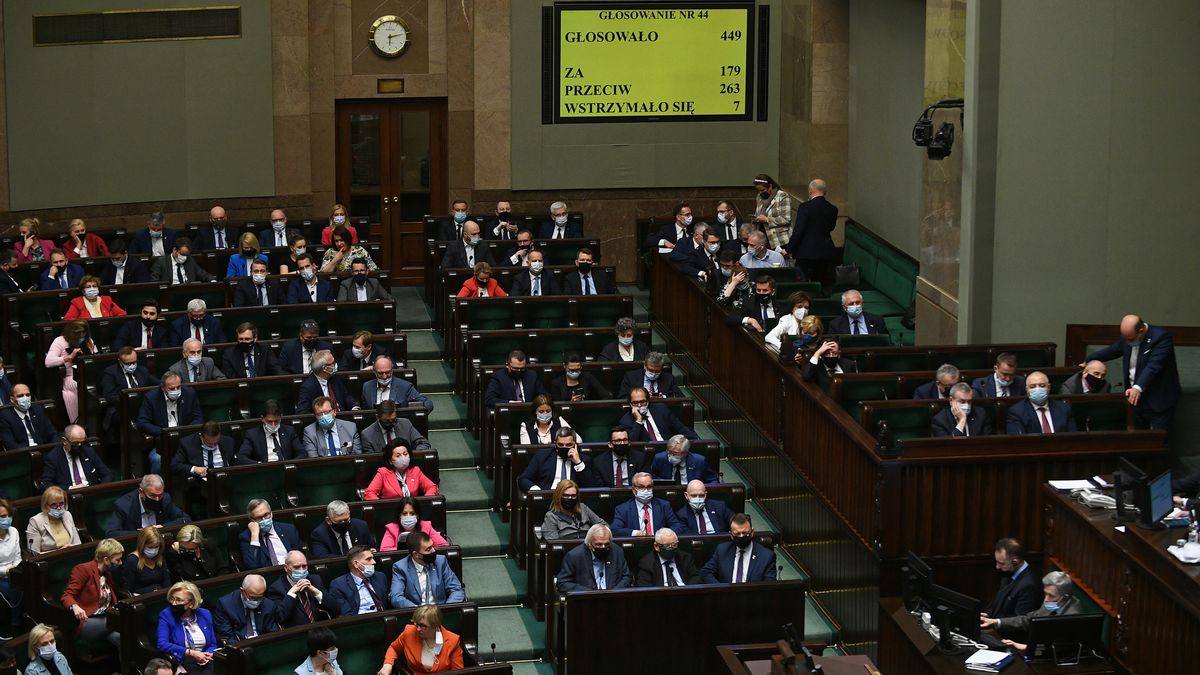 Sejm zagłosował za podwyżkami nauczycieli 