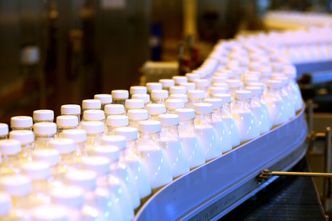 Upadła mleczarska potęga. Ziemia na sprzedaż