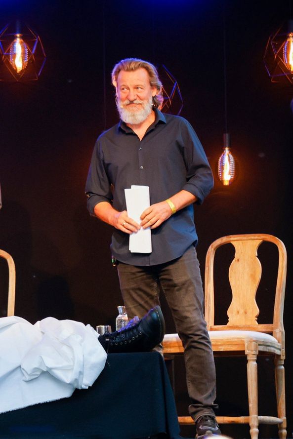 Robert Więckiewicz jest nie do poznania