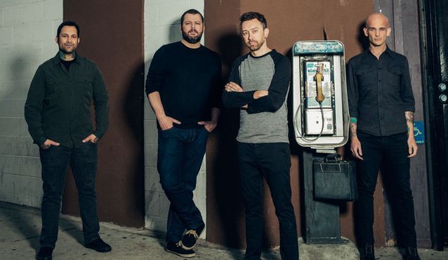 Rise Against taniej na Walentynki!