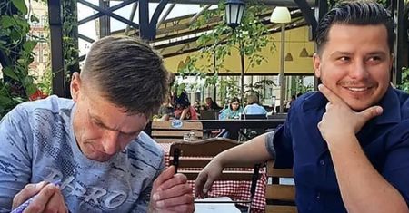Rafał Collins tłumaczy, dlaczego zdecydował się DAĆ PRACĘ Tomkowi Komendzie