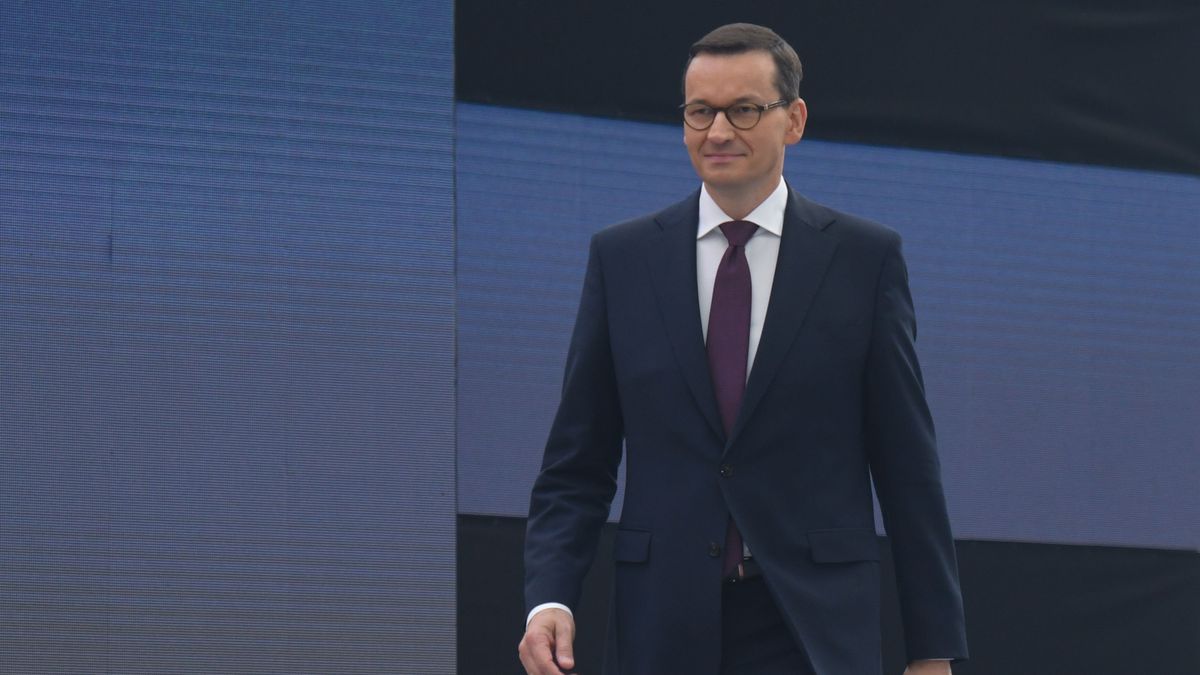 Premier Mateusz Morawiecki w środę rozpocznie rozmowy dotyczące otwarcia sklepów meblarskich