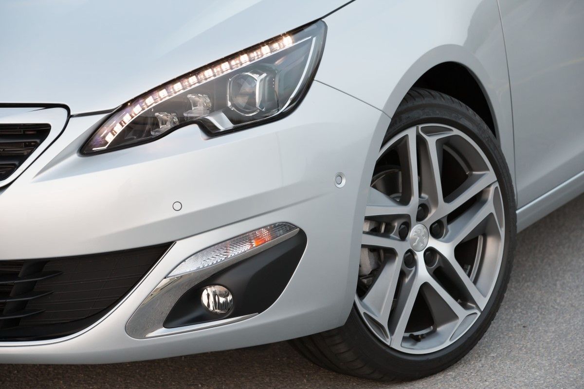 Peugeot 308 SW 1,2 e-THP 130 - pierwsza jazda [galeria] 61