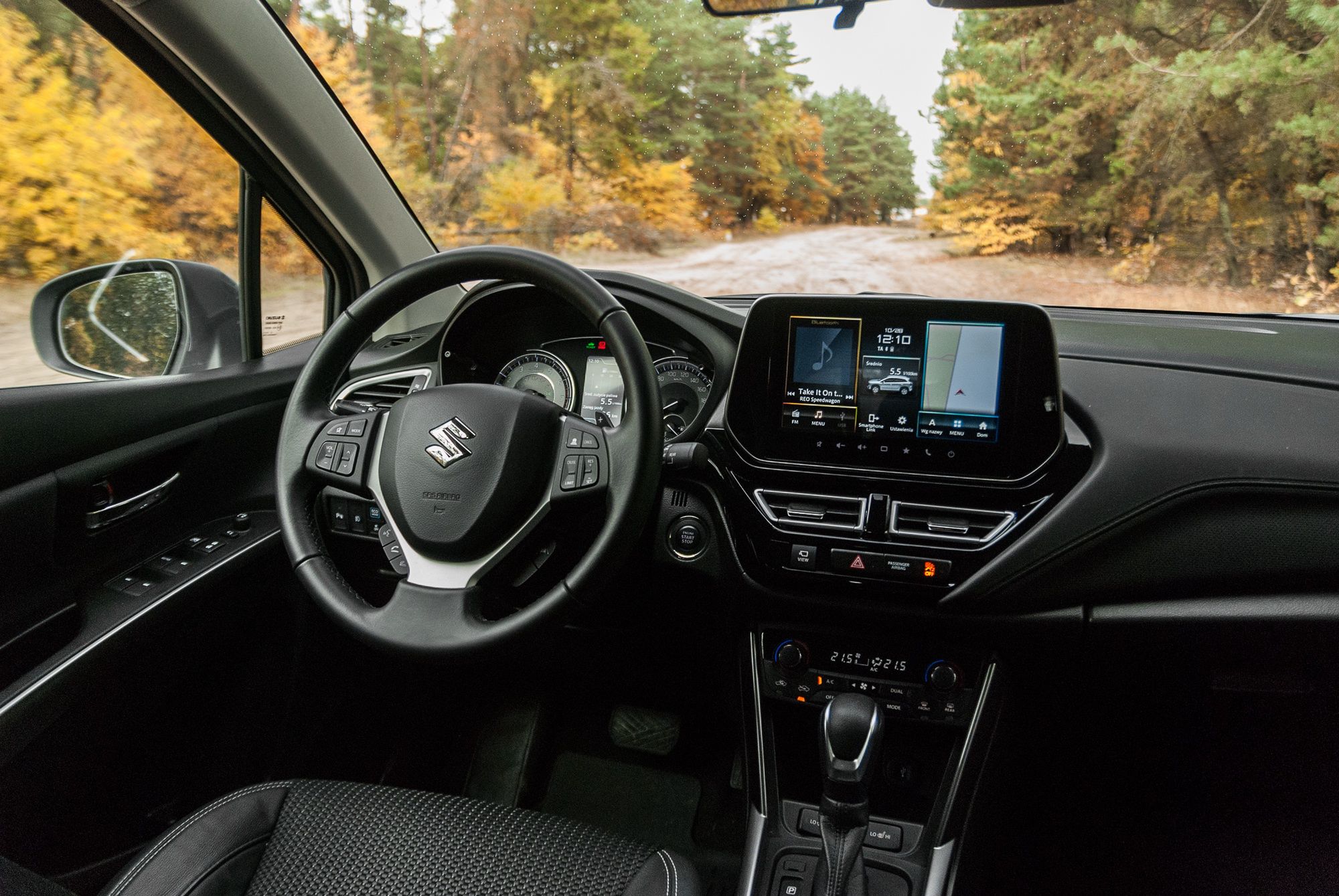 Suzuki S-cross
