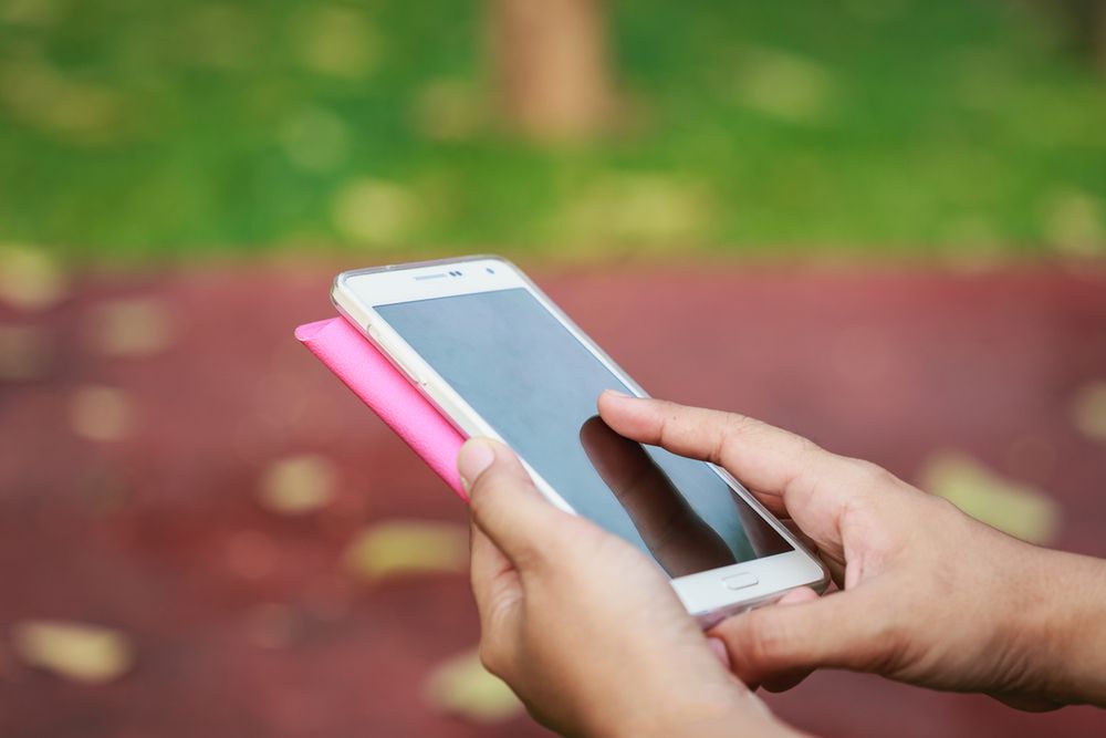 Jeszcze smartfon czy już tablet? Telefony z dużymi ekranami za niewielkie pieniądze 2