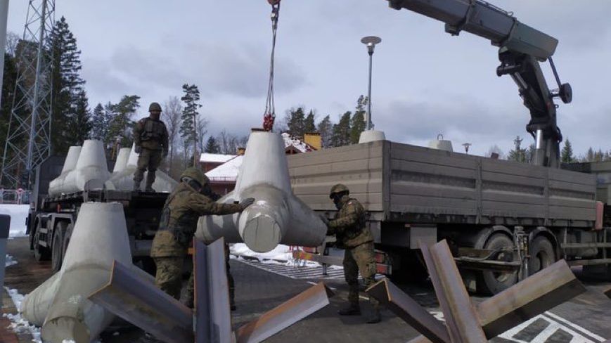 Umocnienia na granicy z Białorusią