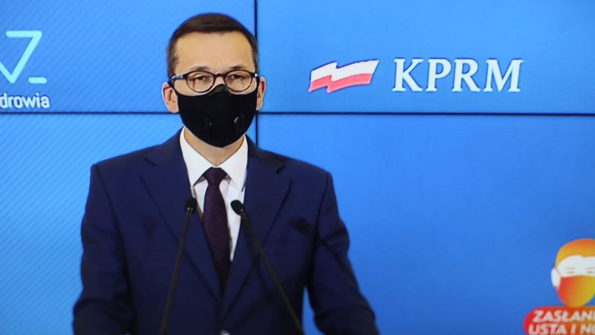 W środę 4 listopada premier Mateusz Morawiecki ogłosił na konferencji prasowej nowe obostrzenia związane z pandemią koronawirusa.