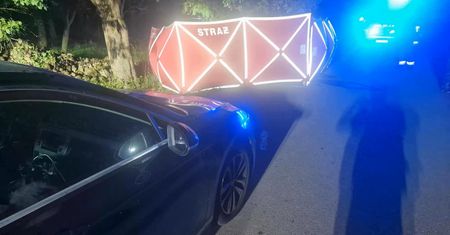 Wjechał wprost pod auto. 19-latek zginął na miejscu