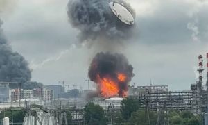 Zełenski zapowiedział uderzenia w rafinerie. Jest reakcja Kremla