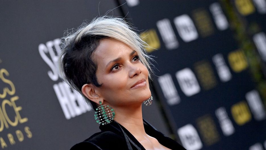 Halle Berry zaliczyła przykry upadek