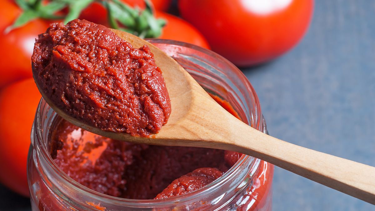 Domowy koncentrat pomidorowy smakuje lepiej niż ten ze sklepu