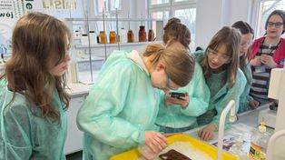 Łódź: Drzwi otwarte Wydziału Chemii UŁ. Eksperymenty i pokazy