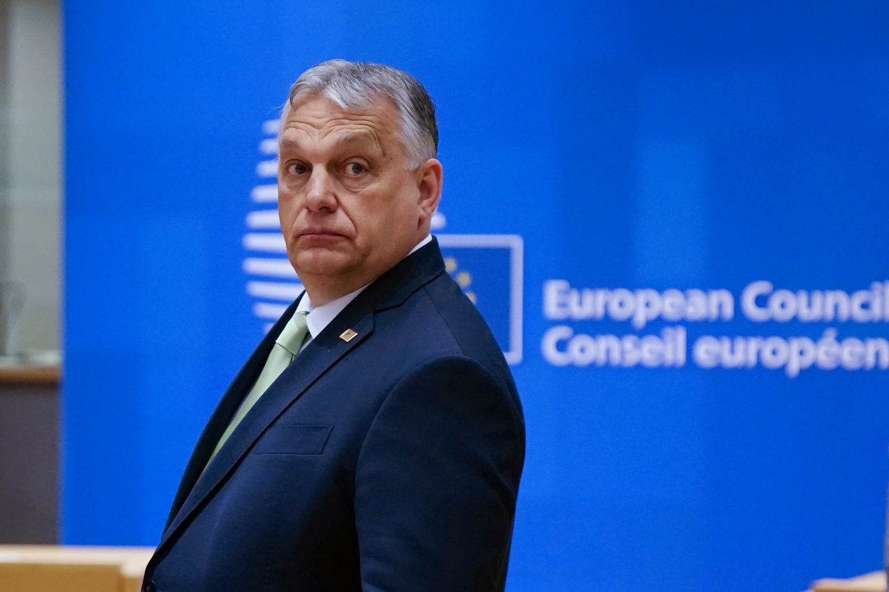Orban odleciał. "Putin nie jest zbrodniarzem wojennym"