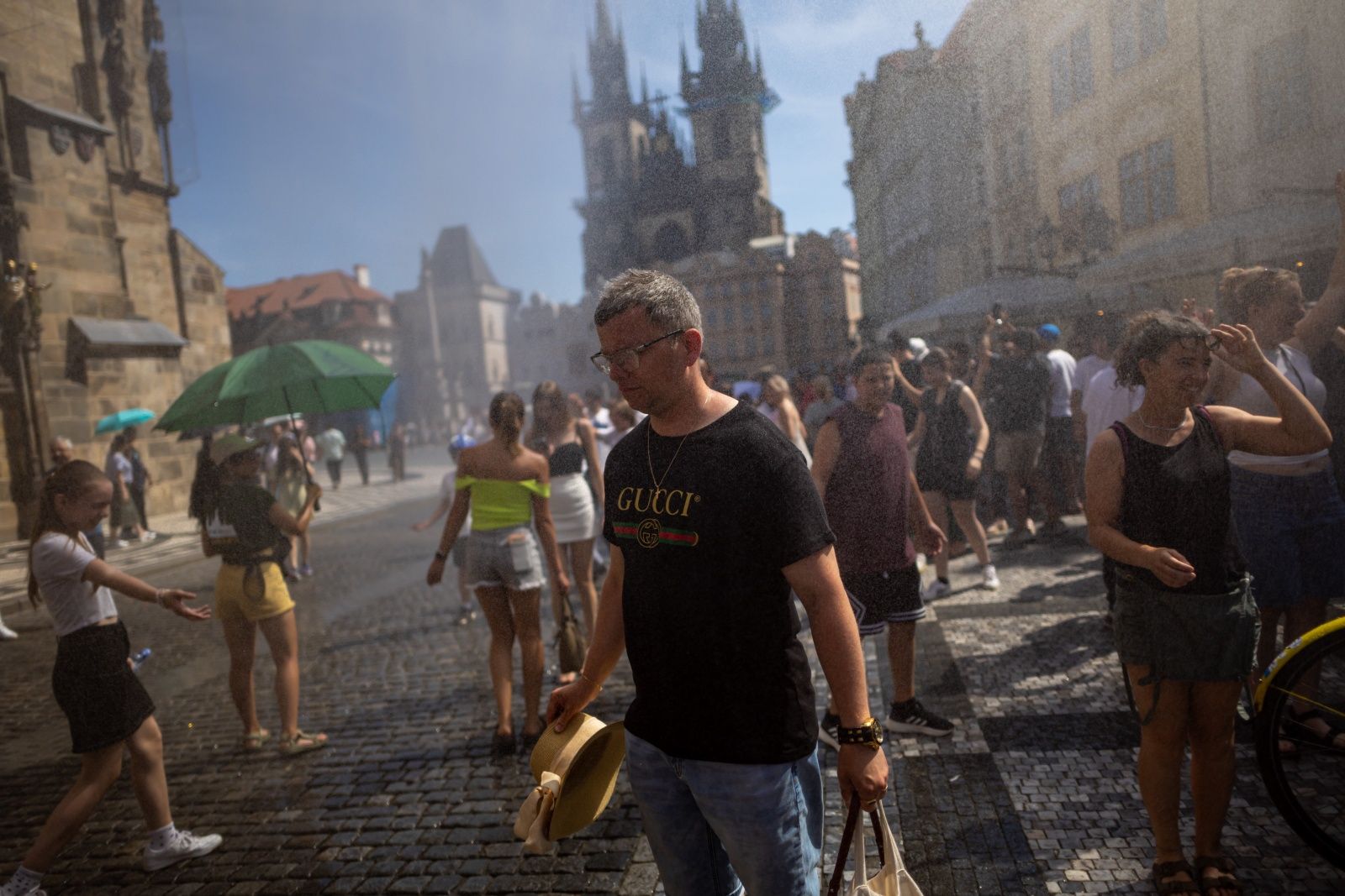 Czech Republic shatters heat record with 41.1°C in Doksany