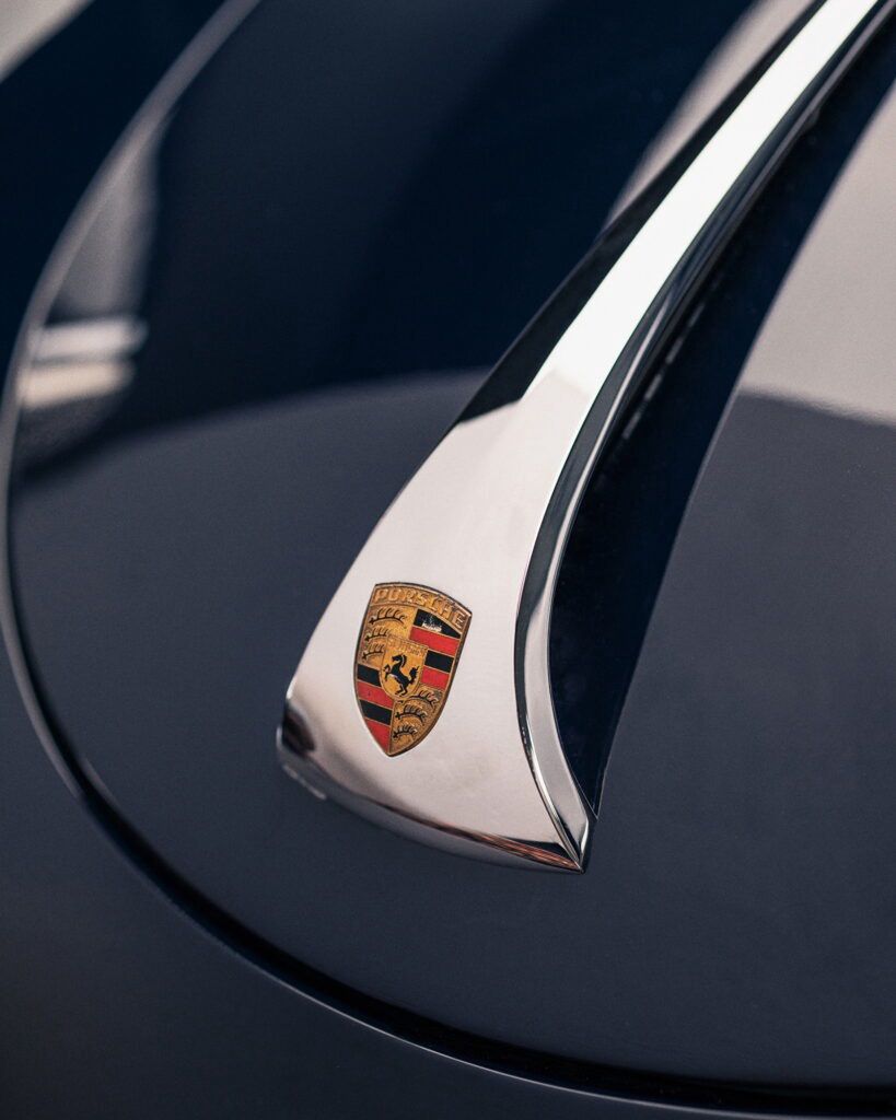 Porsche 911 Aimé Leon Dore
