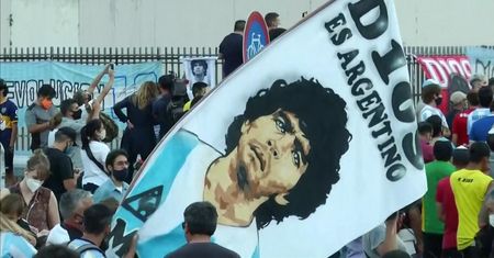 Argentyna przygotowuje się do pogrzebu Maradony