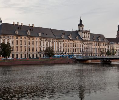 Kopalnia kryptowalut odkryta na uczelni. W piwnicy działały "koparki"